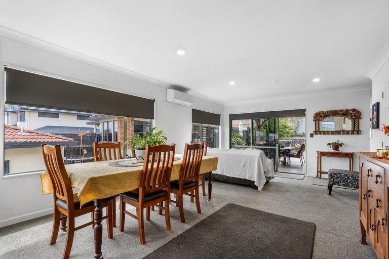 Photo of property in 8 Tironui Terrace, Western Heights, Hamilton, 3200
