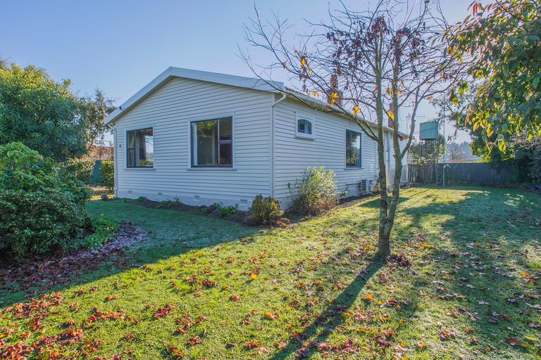 Photo of property in 94 The Avenue, Pareora, 7912