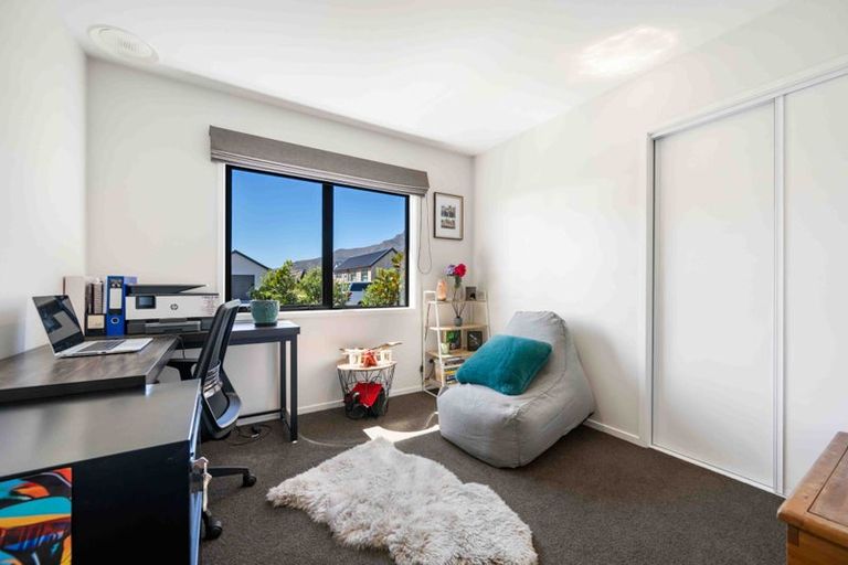 Photo of property in 2 Collie Road, Pukekohe, 2120