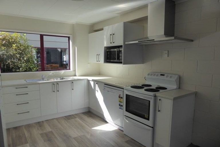 Photo of property in 2/791 Great King Street North, North Dunedin, Dunedin, 9016