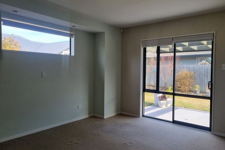 Photo of property in 17 Hampstead Close, Rangiora, 7400