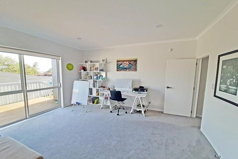 Photo of property in 50 Cirrus Way, Ranui, Auckland, 0612