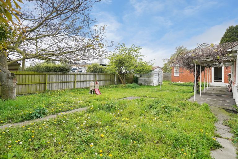 Photo of property in 62 Curletts Road, Sockburn, Christchurch, 8042