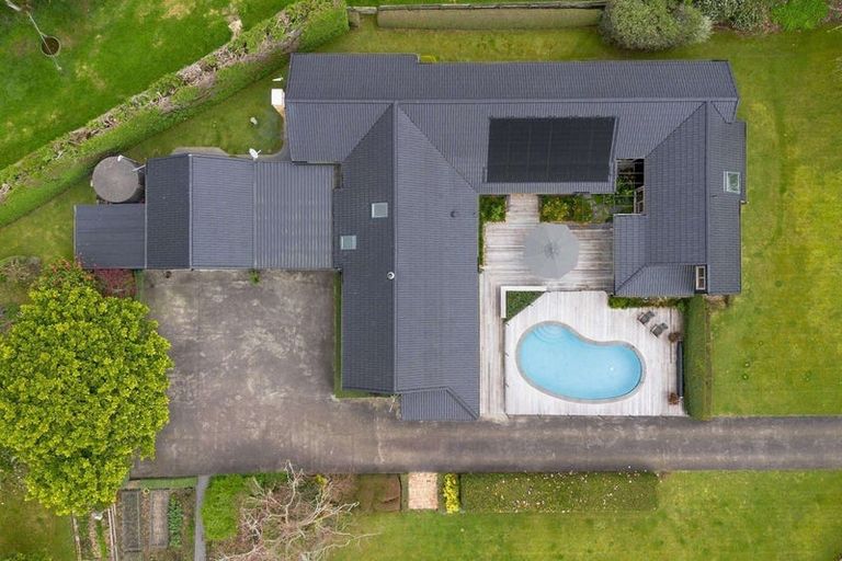 Photo of property in 382 Razorback Road, Pokeno, 2472
