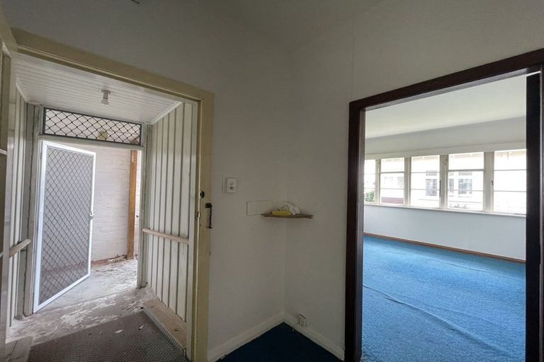 Photo of property in 51 Moa Road, Point Chevalier, Auckland, 1022