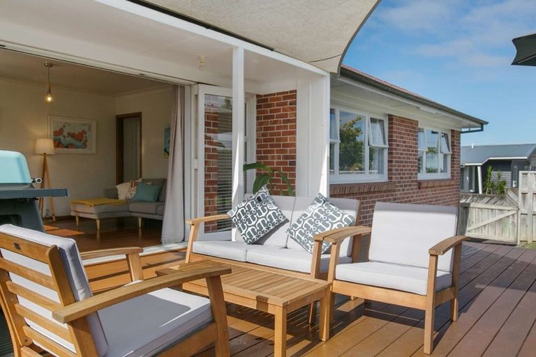 Photo of property in 1/30 Howe Street, Howick, Auckland, 2014