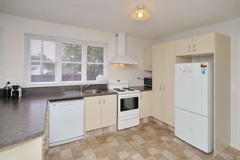 Photo of property in 156 Vagues Road, Northcote, Christchurch, 8052