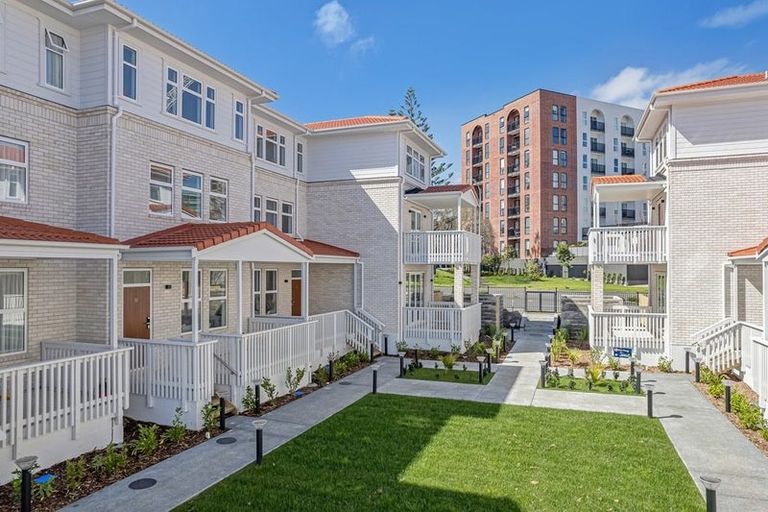 Photo of property in 32 Whautapu Court, Avondale, 1026