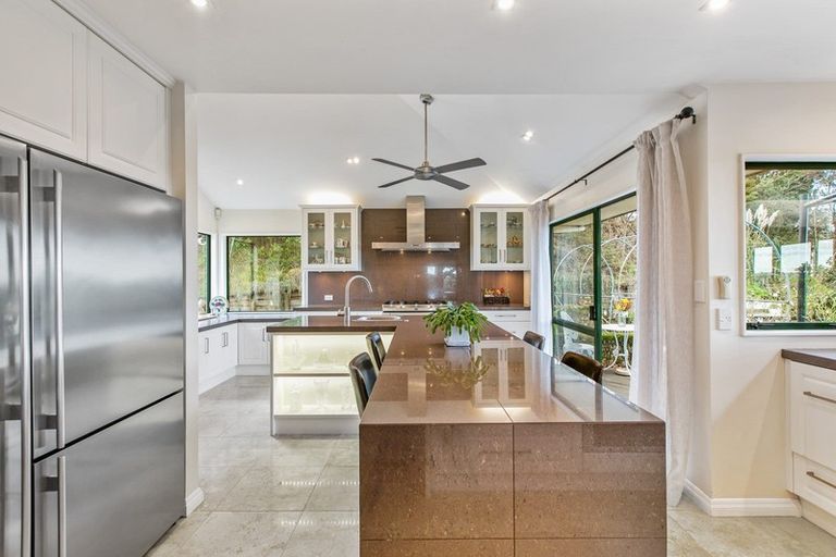 Photo of property in 1 Whangaparaoa Road, Red Beach, 0932