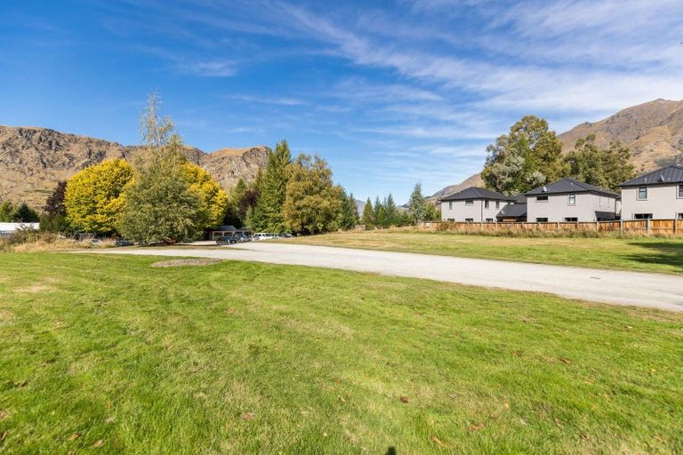 Photo of property in 3 Packhorse Lane, Arthurs Point, Queenstown, 9371