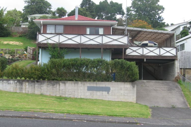 Photo of property in 66 Powrie Street, Glenfield, Auckland, 0629