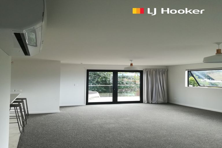 Photo of property in 11 Kilgour Street, Roseneath, Port Chalmers, 9023