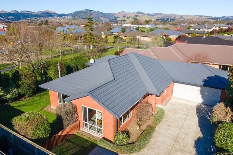 Photo of property in 47 Coppinger Terrace, Aidanfield, Christchurch, 8025