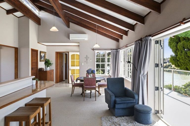 Photo of property in 18 Meachen Terrace, Waiuku, 2123