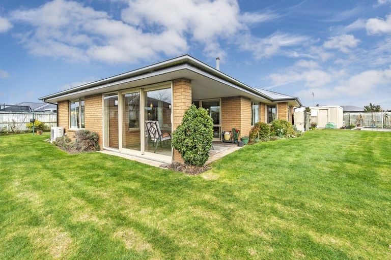 Photo of property in 38 Beachvale Drive, Kaiapoi, 7630