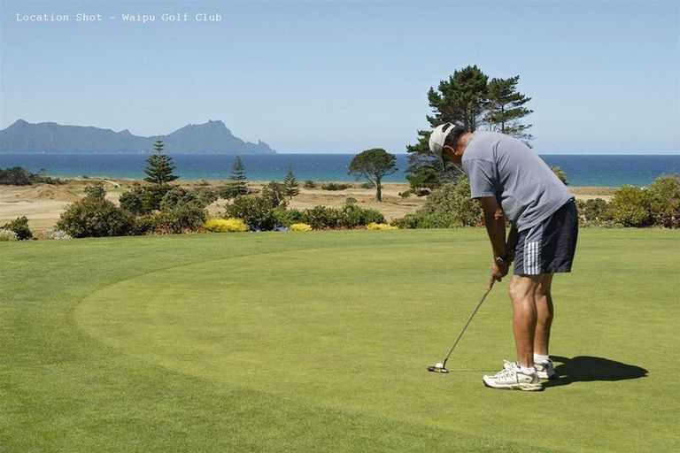 Photo of property in 43 South Road, Waipu, 0510