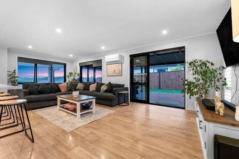 Photo of property in 100 Hitchen Road, Pokeno, 2402