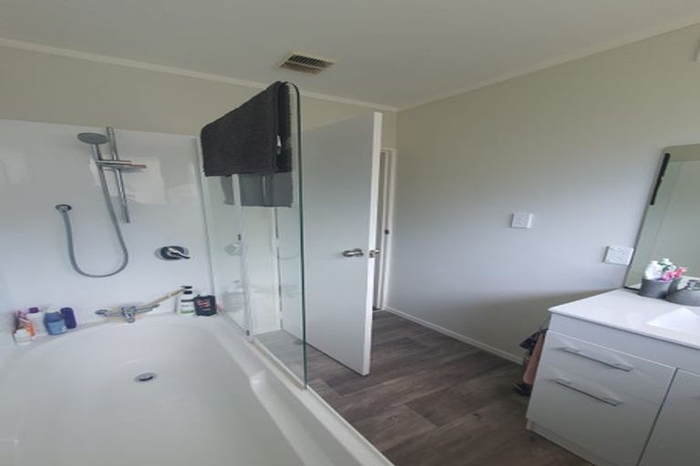 Photo of property in 11a Lowry Crescent, Stokes Valley, Lower Hutt, 5019