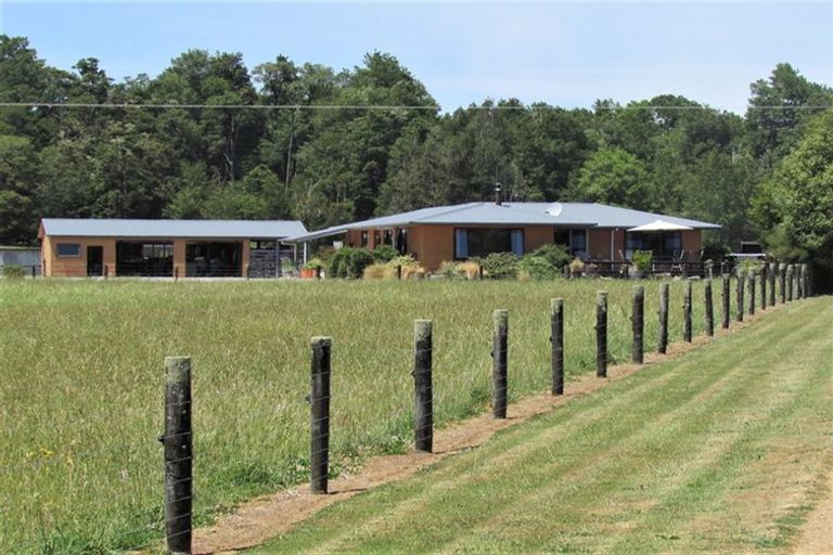 Photo of property in 127 Watterson Road, Ahaura, Totara Flat, 7871
