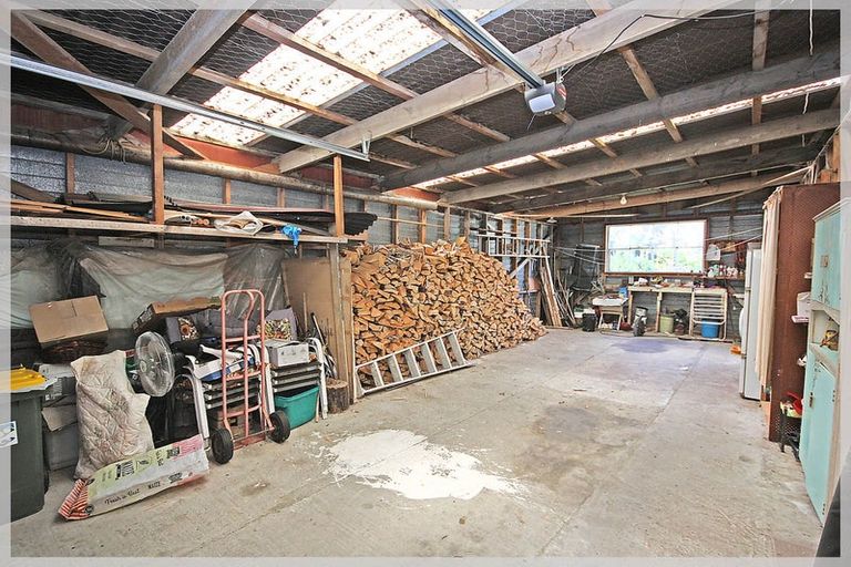 Photo of property in 3 Nash Parade, Foxton Beach, Foxton, 4815