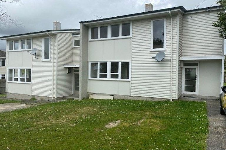 Photo of property in 34a-b Astrolabe Street, Cannons Creek, Porirua, 5024