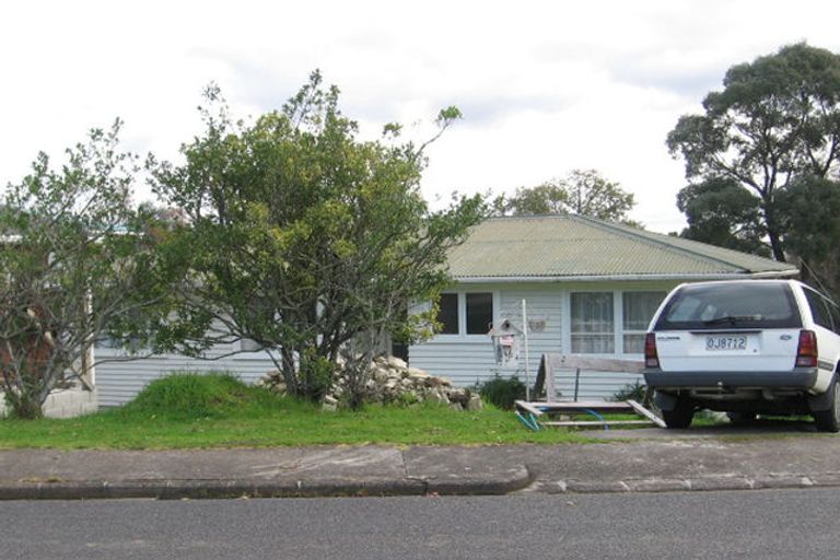 Photo of property in 21 O'halloran Road, Howick, Auckland, 2014