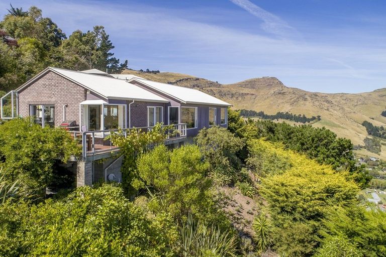 Photo of property in 6c Rockview Place, Mount Pleasant, Christchurch, 8081
