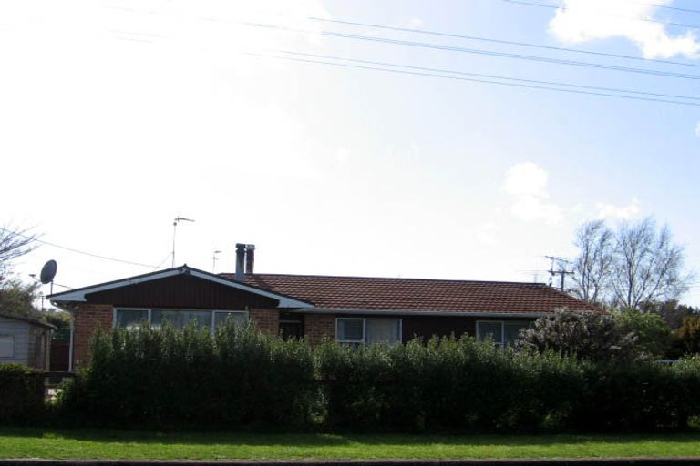 Photo of property in 41 Brandon Street, Featherston, 5710