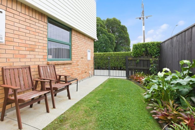 Photo of property in 32 Vale Street, Otumoetai, Tauranga, 3110