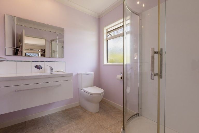 Photo of property in 10 Rochfort Street, Otane, 4202