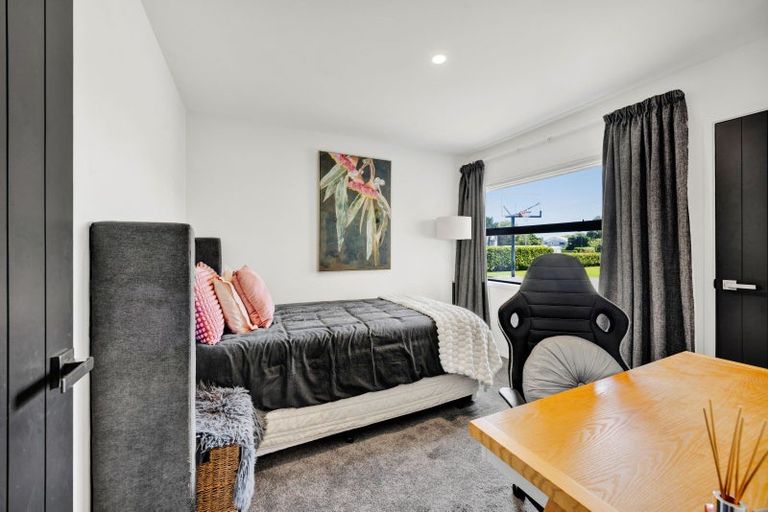 Photo of property in 6 Aytoun Street, Opunake, 4616