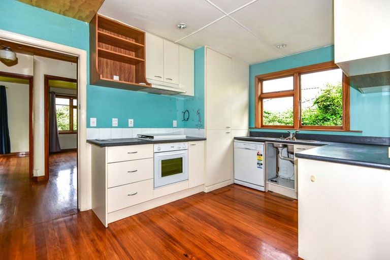 Photo of property in 9 Moyna Avenue, Dallington, Christchurch, 8061