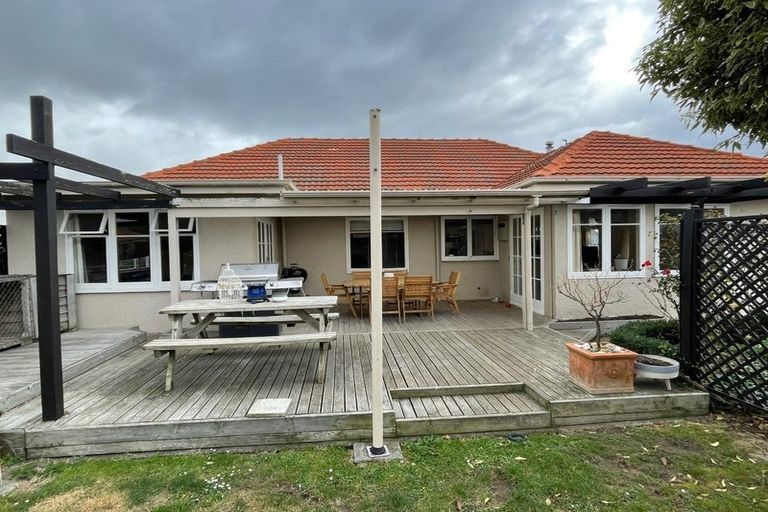 Photo of property in 40 Napier Road, Havelock North, 4130