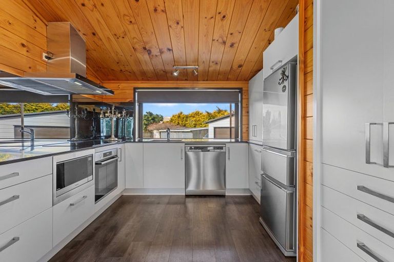 Photo of property in 15 Matahiwi Road, Te Puna, Tauranga, 3174