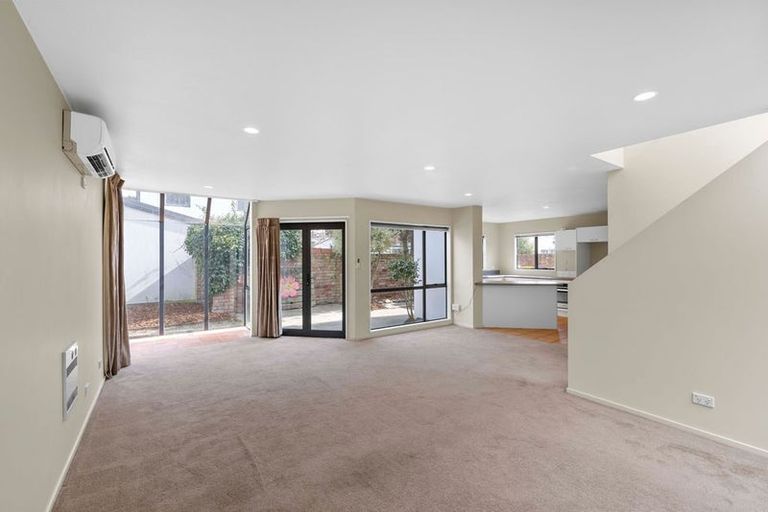 Photo of property in 5/44 London Street, Richmond, Christchurch, 8013