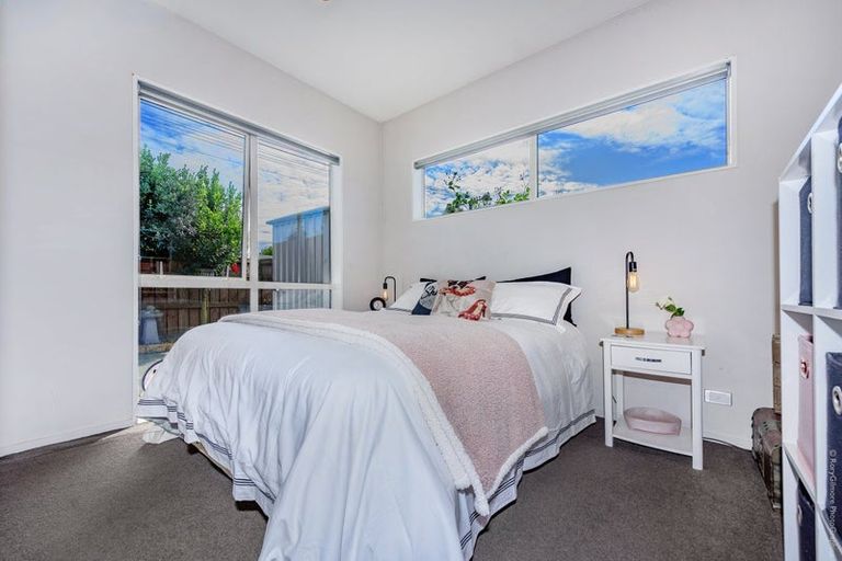 Photo of property in 1/36 Hammersley Avenue, Shirley, Christchurch, 8013