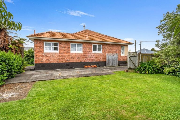 Photo of property in 10 Clapham Place, Whanganui East, Whanganui, 4500