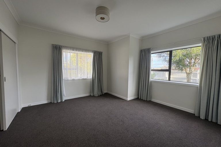 Photo of property in 78 Bell Road, Waiwhetu, Lower Hutt, 5010