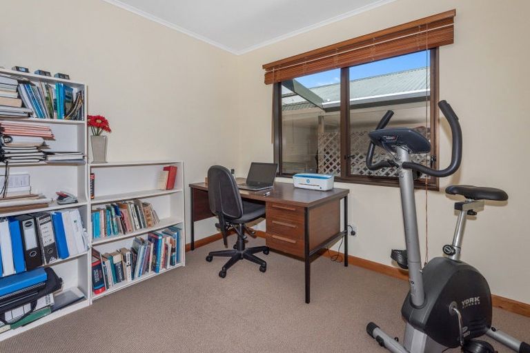 Photo of property in 8 Old Loop Road, Ngararatunua, Whangarei, 0176