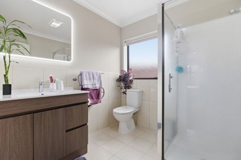 Photo of property in 9 Kereru Place, Pyes Pa, Tauranga, 3112