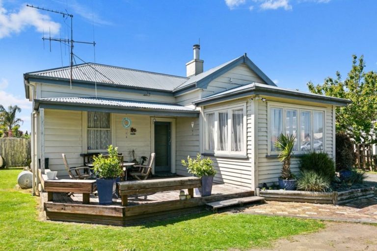 Photo of property in 198 Shakespeare Street, Leamington, Cambridge, 3432