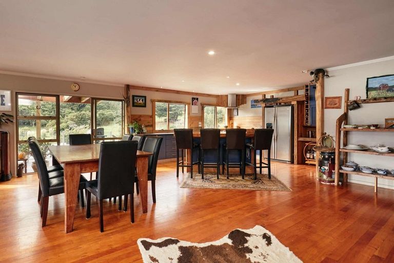 Photo of property in 3582 Kenepuru Road, Black Rock, Picton, 7282