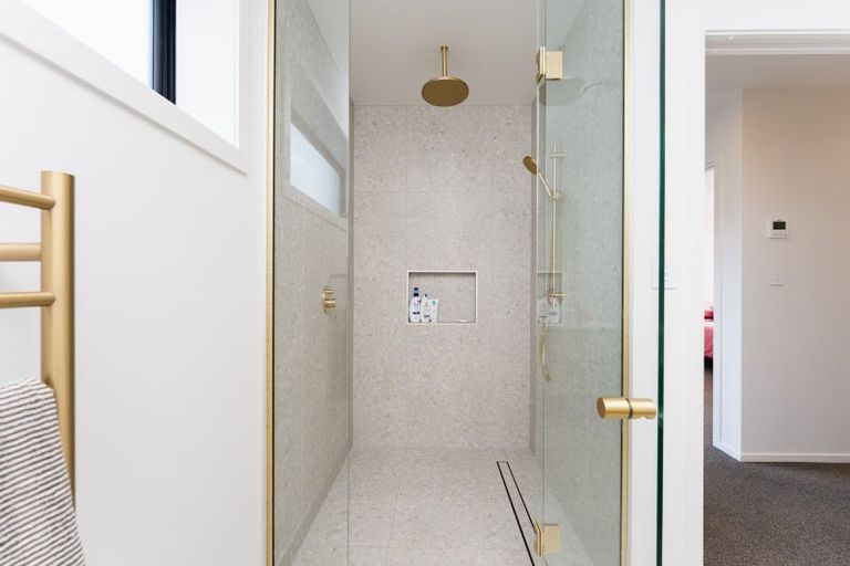 Photo of property in 15 Franks Place, Outram, 9019