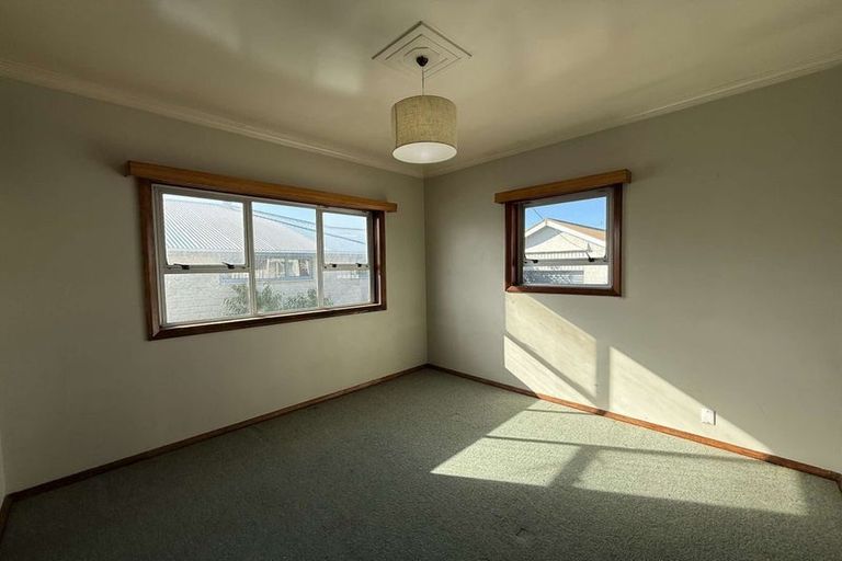 Photo of property in 30 Richmond Road, Carterton, 5713