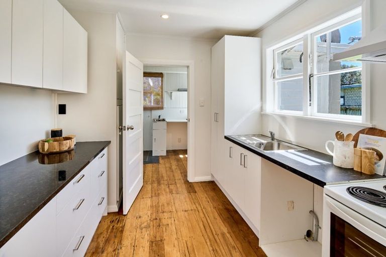 Photo of property in 125 Oxford Terrace, Epuni, Lower Hutt, 5011