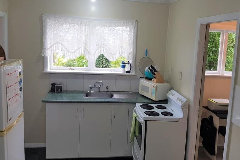 Photo of property in 28 Gear Terrace, Ranui, Porirua, 5024