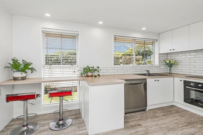 Photo of property in 1/23 Withells Road, Avonhead, Christchurch, 8042