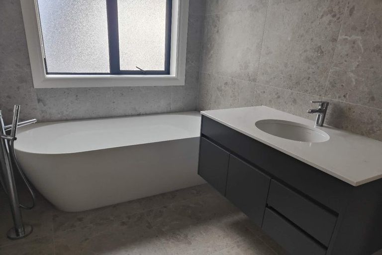 Photo of property in 82 Wainui Road, Silverdale, 0932