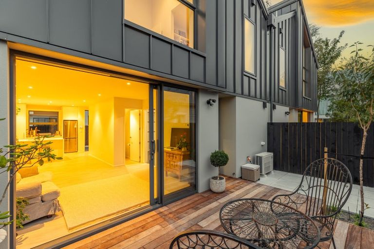 Photo of property in 202b Edgeware Road, Edgeware, Christchurch, 8013