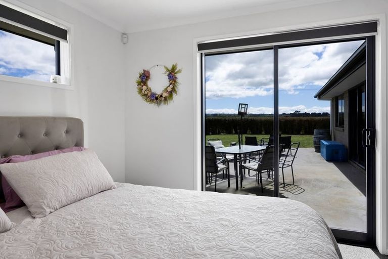 Photo of property in 657 Eltham Road, Mangatoki, Stratford, 4391